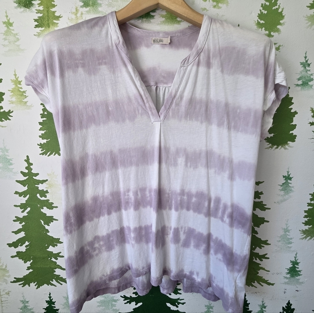 Barefoot Dreams Tie-Dye V-Neck Top